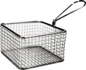 Een vierkant RVS frietmandje met een metalen handvat.