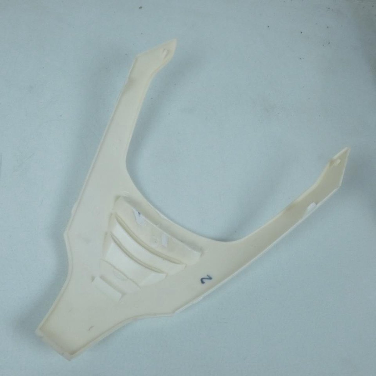 Tablier avant origine pour scooter Yiying 250 TM00-070101001 / Blanc perlé Neuf