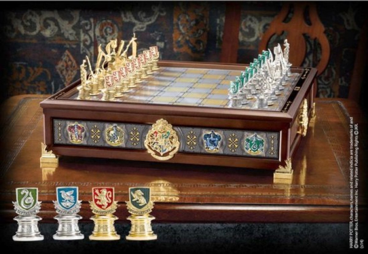 Noble Collection Harry Potter - Bordspel - Quidditch Schaakset