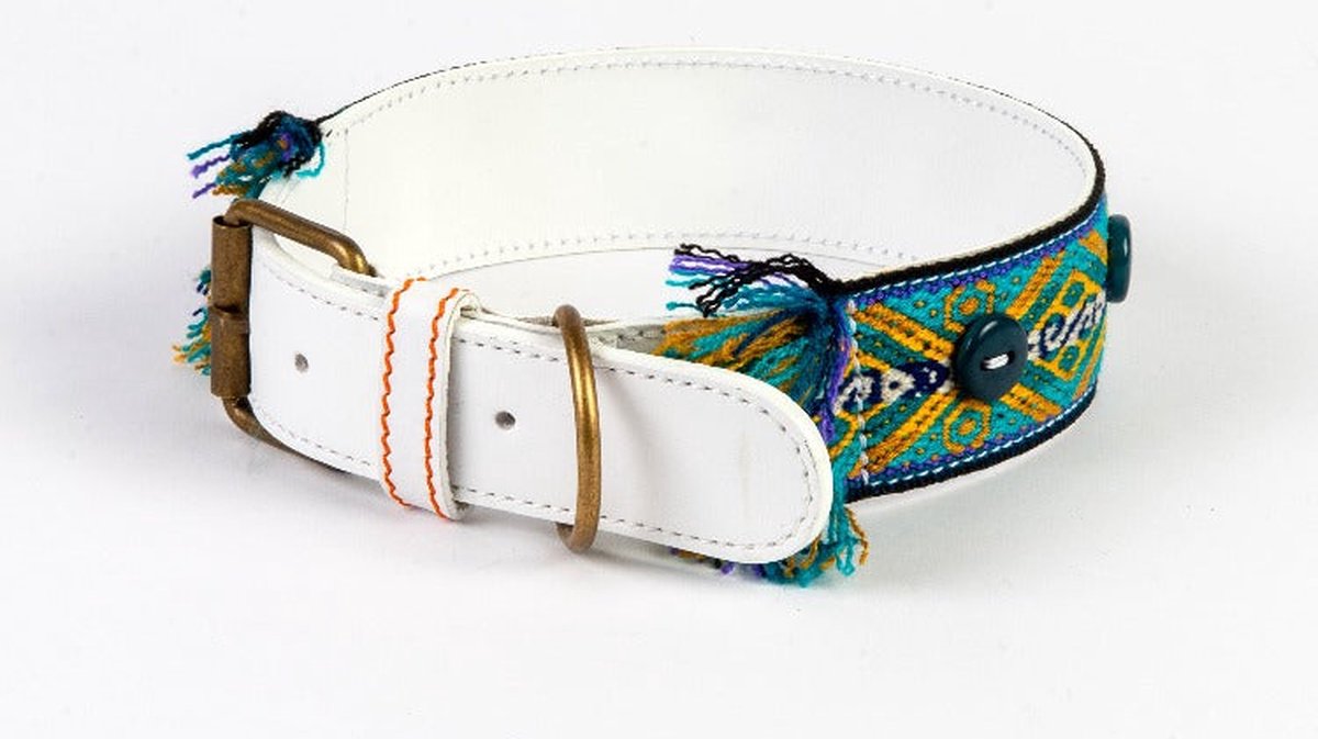 ETHNIC Dog Collar/DOGS LOVE MUNAY