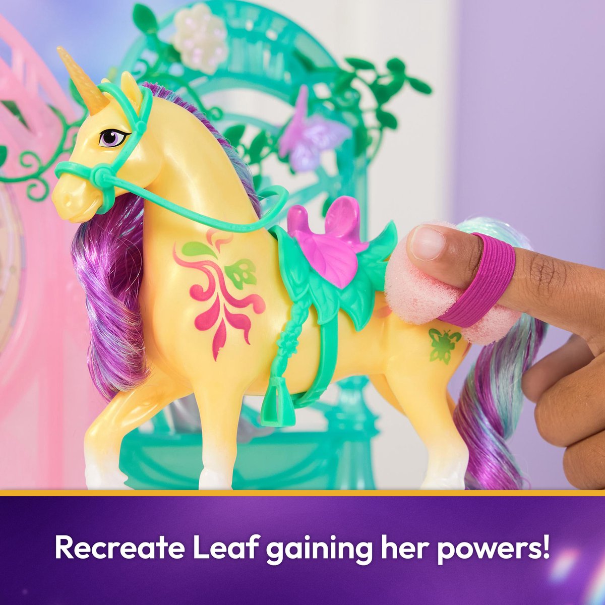 Unicorn Academy Ava & Leaf Stall - Magische speelset — afbeelding 15