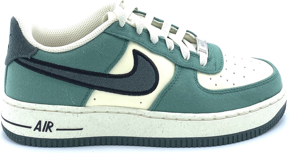 Nike Air Force 1 07 Dames wit F107 | Lifestyle | Schoenen | Sneakers