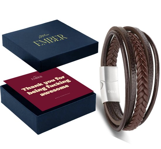 Bruine leren armband met gevlochten en effen banden, zilverkleurige magneetsluiting met "EMBER". Luxe geschenkdoos met kaart.