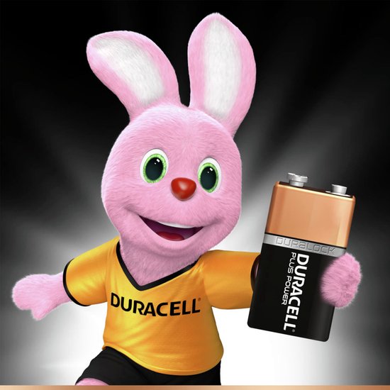 Roze Duracell konijn in geel shirt met Duracell 9V batterij.