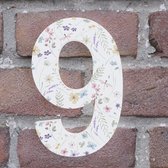 Huisnummer Arial 9 wit met bloemen - Maat: Klein (10 cm) - zelfklevend - Huisnummerbord
