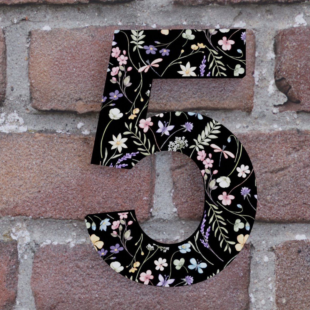 Huisnummer Arial 5 zwart met bloemen - Maat: Middel (15 cm) - zelfklevend - Huisnummerbord -