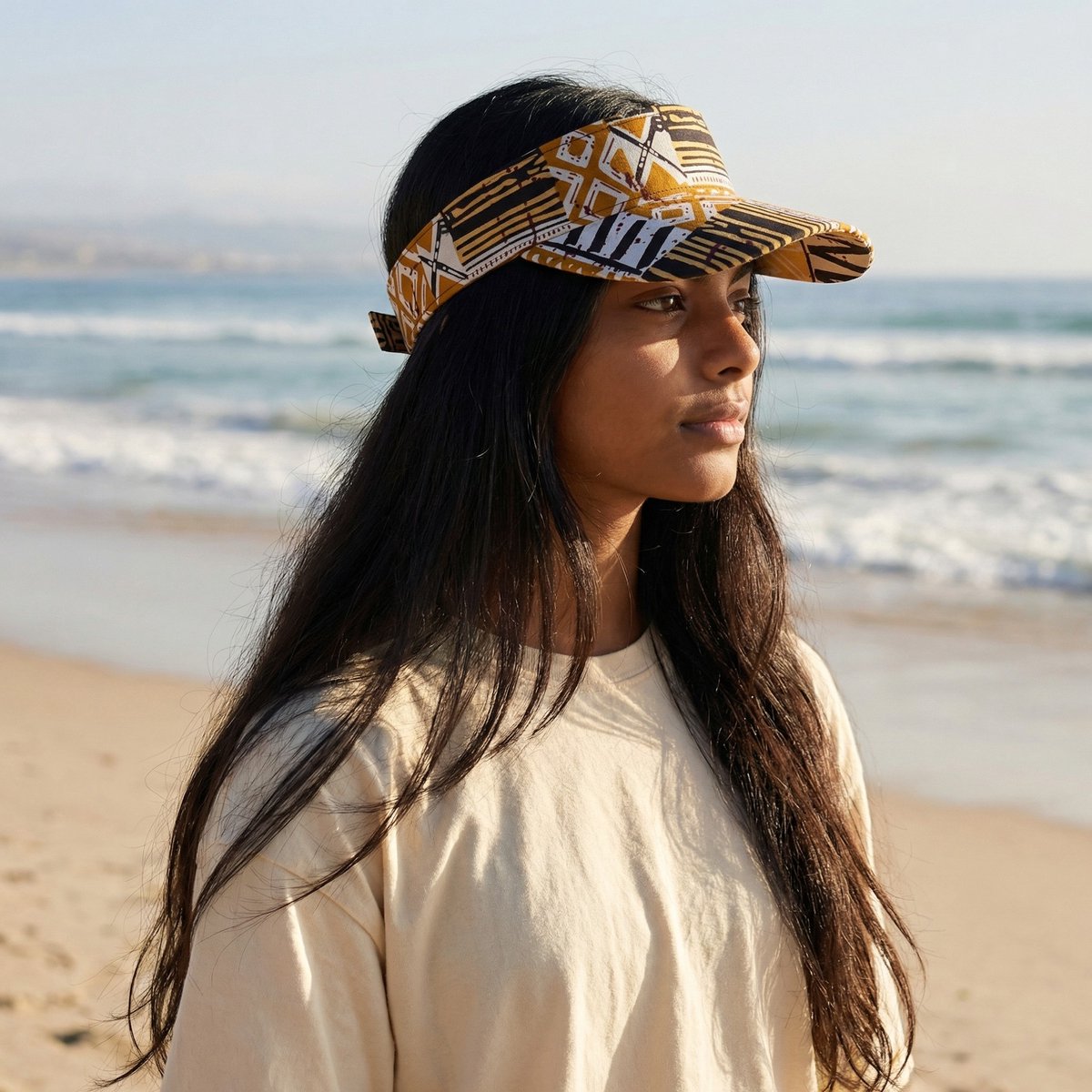 Zonneklep / Pet met Afrikaanse print - Zonnecap - Zomerpet - Sun visor - Zandkleurige Bogolan Mosaic