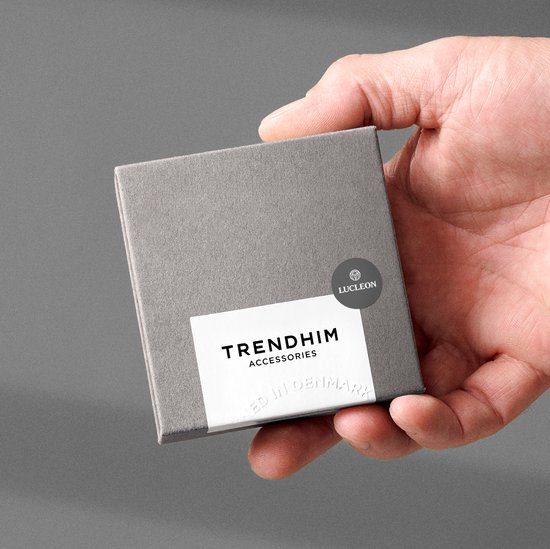 Grijze geschenkdoos met "TRENDHIM ACCESSORIES" en "MADE IN DENMARK".