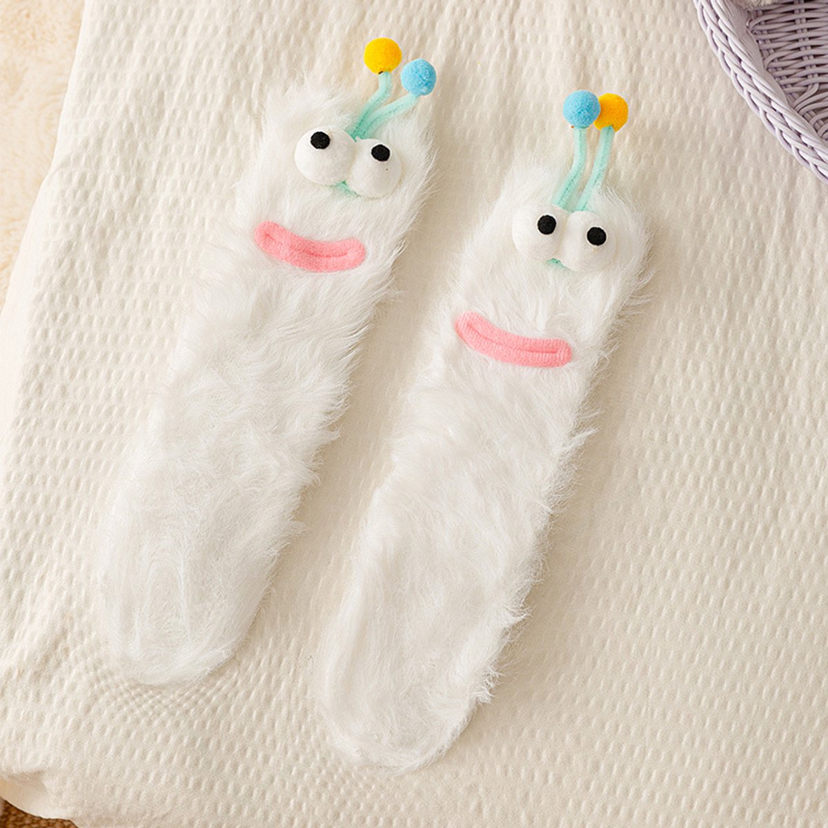 Kraftverdia Sokken Dames 3D Monster Sokken Slaapsok Fuzzy Grappige Sokken Casual Katoenen Sokken One Wit