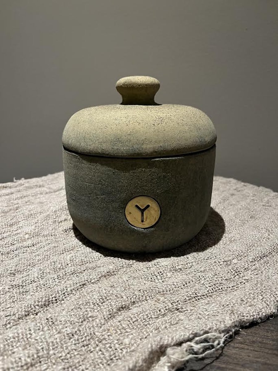 Brynxz Tealightholder with Top Classic Ancient Earth- theelichtjes houder aarde kleur- stoer sober- landelijk