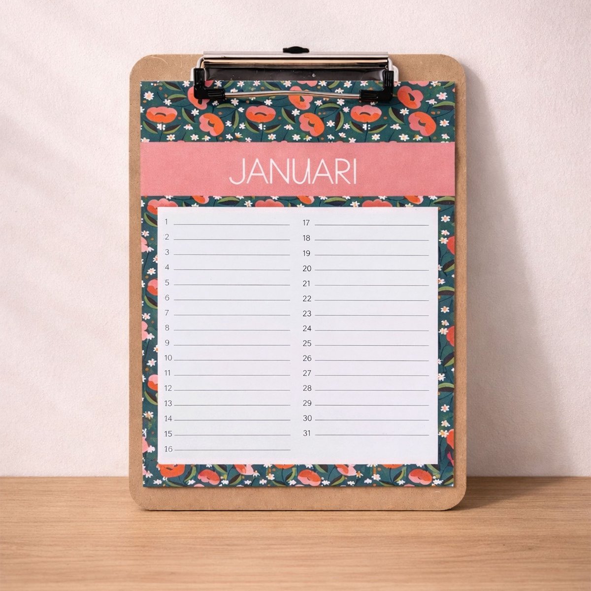 Verjaardagskalender A5 op klembord – Staand en hangend – Vrolijke prints per maand – Stevig beschrijfbaar papier