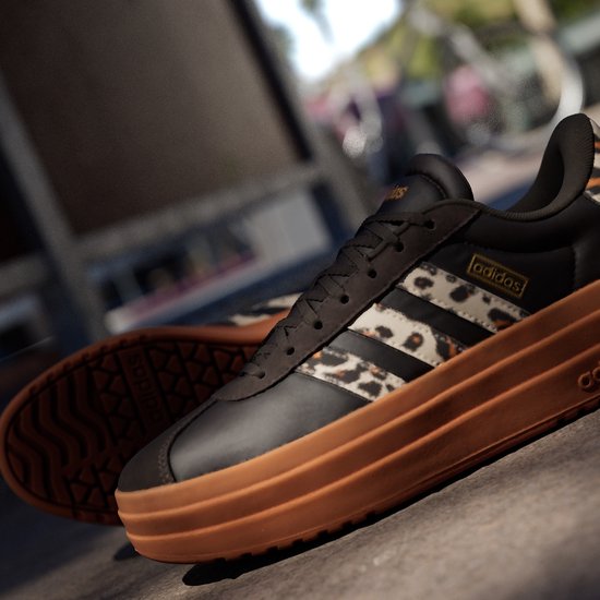 adidas Sportswear CHAUSSURE VL COURT BOLD - Femmes - Marron - 40