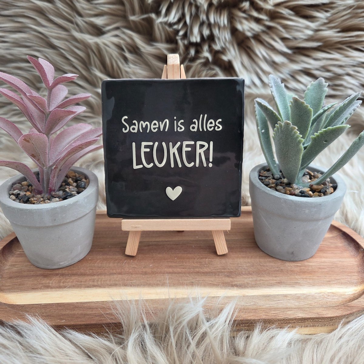 CreaCraft Robuust wenstegeltje “Samen is alles leuker!” – Liefde & Vriendschap Cadeau – Keramiek – Decoratie – Relatie Cadeautje – Vriendschap - Trendy nu Zwart/Beige