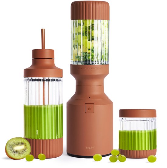 BEAST Blender - Smoothie maker met 3 to-go bekers, bewaardoppen en draagclip - 850W - Mixt bevroren fruit & ijs - Terra