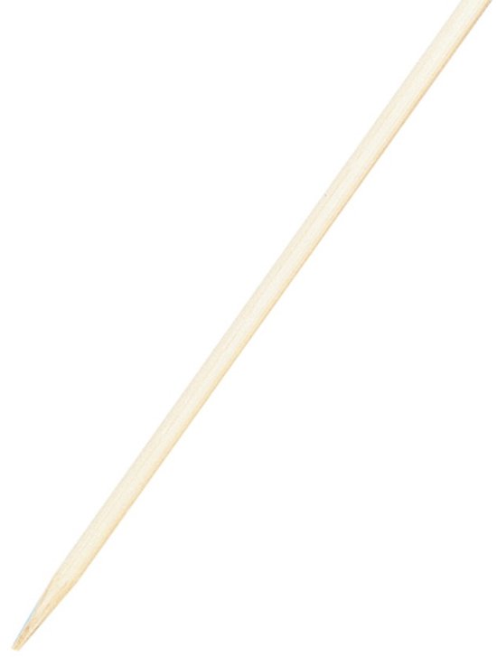 Eén dunne, houten prikker met een scherpe punt, geïsoleerd op een witte achtergrond.