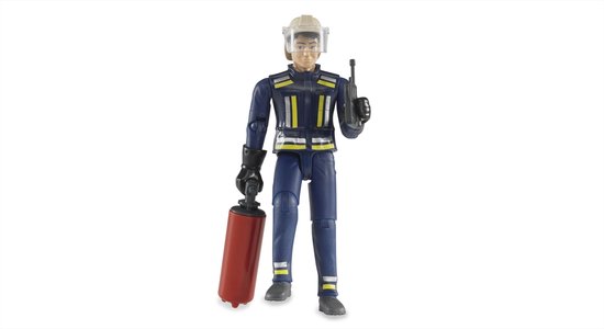 Brandweerman in donkerblauw uniform met reflecterende gele strepen, helm en brandblusser.