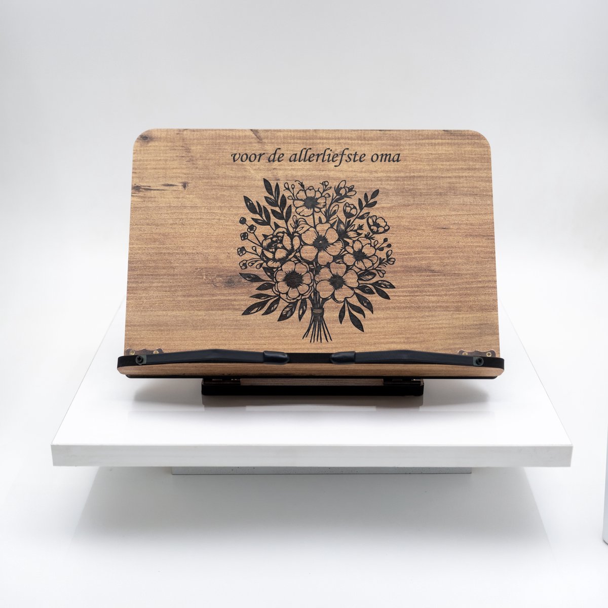 Zeo Wood® Boekenstandaard Hout – Boekenhouder – Kookboekstandaard – Tablet Standaard – Oma Cadeau - Verstelbaar – Bloem Design – 30x20 cm