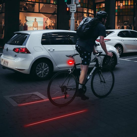 Fiets Achterlicht - Veiligheidslamp - Fietsen in Donker - 5 LED 2 Laser - IPX2 Waterdicht - Rood — afbeelding 3