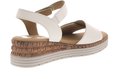 Witte leren sandalen met gesp, enkelbandje en een opvallende kurken plateauzool.