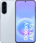 Lichtblauwe Samsung Galaxy A57 5G smartphone met een horizontale camera-opstelling en een Samsung logo.