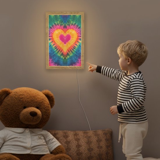 Nachtlampje 20x30 cm - Kinder lamp - Hart - Tie Dye - Kleurrijk - Tafellamp kinderkamer - Slaapkamer lamp - Bedlamp kinderen - Kinderlampje stopcontact - Wandlamp babykamer - Nachtlampjes van Merkloos — afbeelding 5