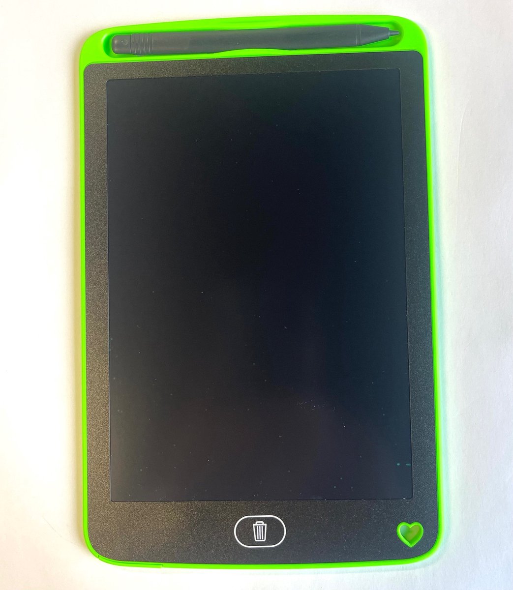 Groen 8.5” LCD Tekentablet voor Kinderen – Herbruikbaar Tekenscherm – Veilig & Duurzaam – Perfect Cadeau voor Jongens en Meisjes – Met Hartje Erin