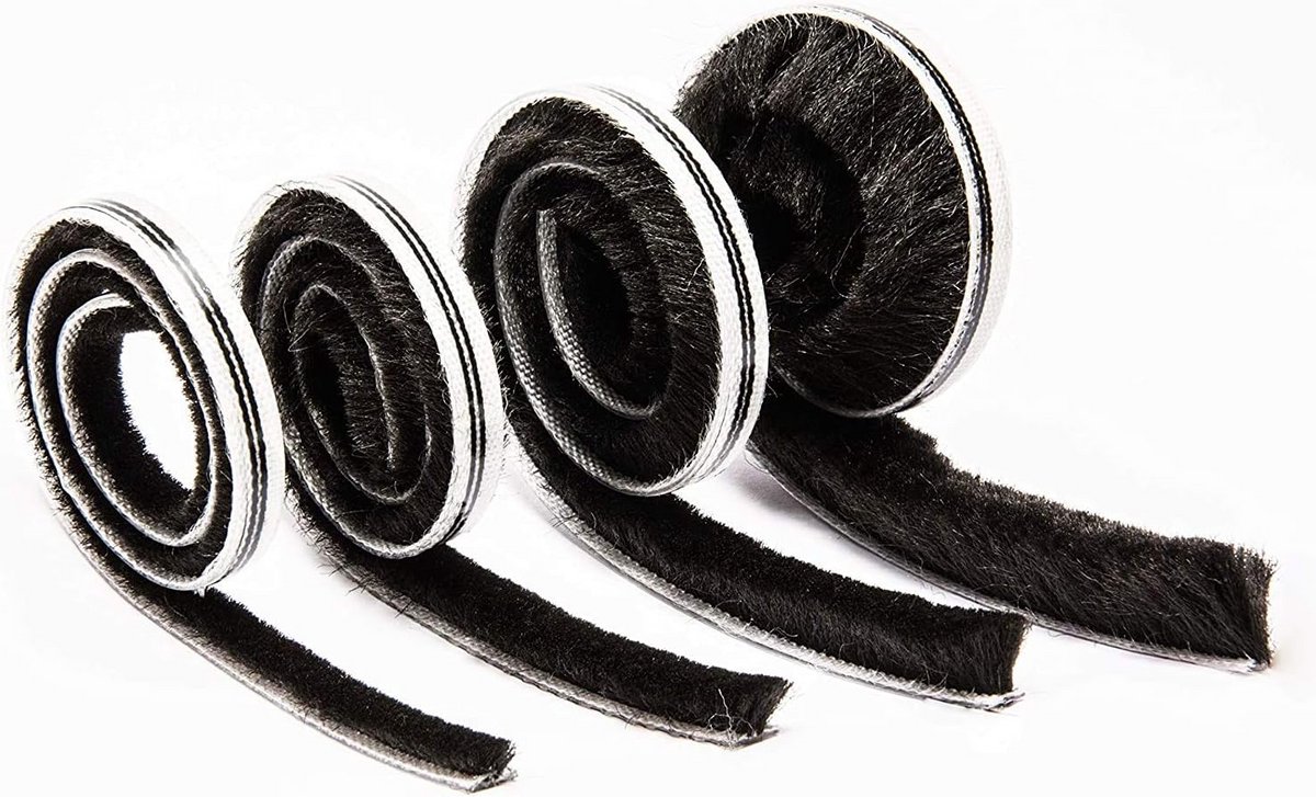 Zelfklevende Borstelafdichting voor Deur en Raam – 15mm Hoogte, Zwart – Tochtstrips