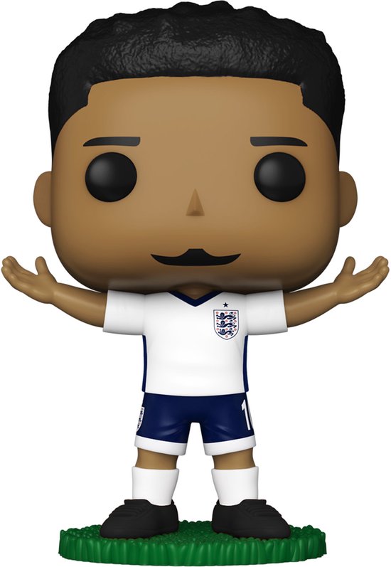 Figurine Funko POP! Jude Bellingham en tenue de football anglais, maillot blanc et short bleu marine, bras écartés.