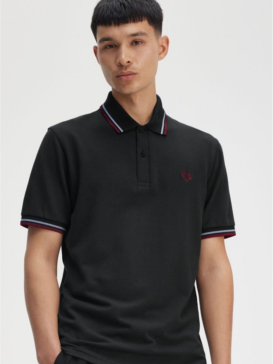 Fred Perry Twin tipped fred perry shirt ball boy oxblood Zwart