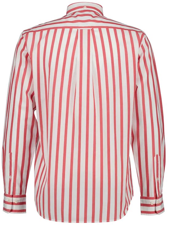Achterkant van rood-wit gestreept Gant overhemd met lange mouwen en kraag.