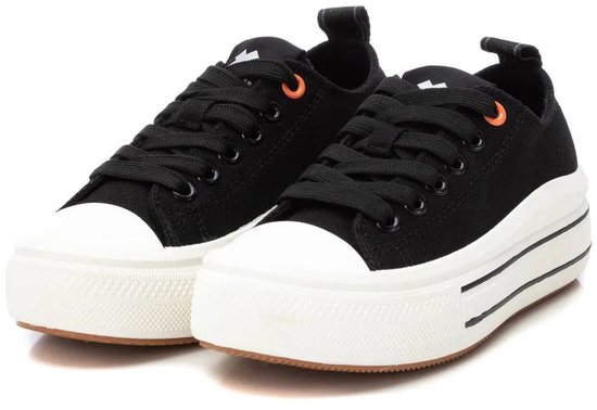 XTI 150853 Trainer - ZWART | bol