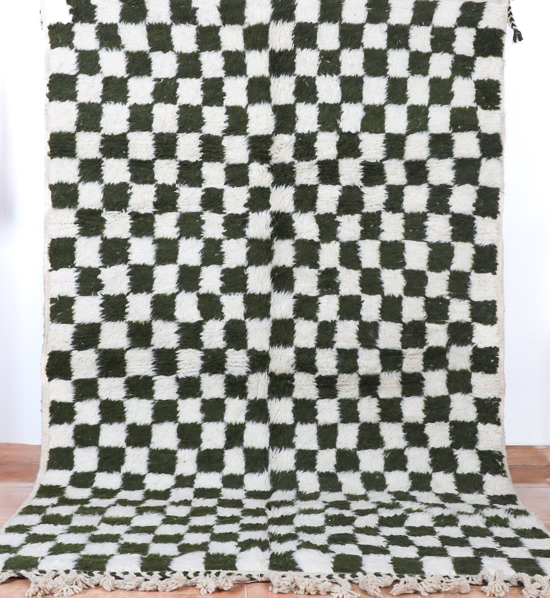 Poufs&Pillows Modern geruit tapijt groen-wit - 250 x 150 cm - Handgeknoopt vloerkleed, hoogpolig tapijt, geblokt tapijt