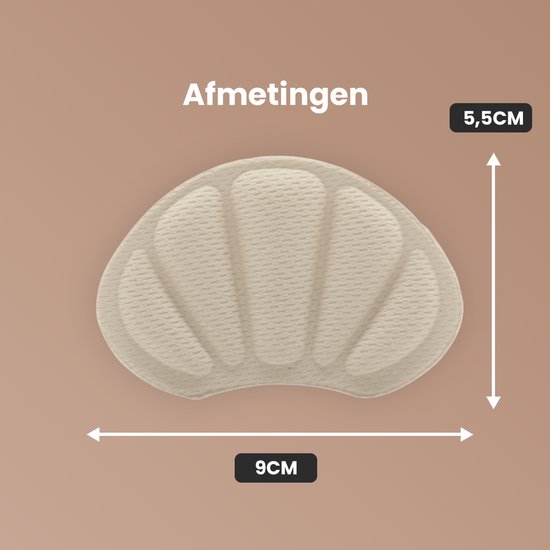 Beige hielbeschermer, 9cm breed en 5,5cm hoog, met schubachtig patroon.