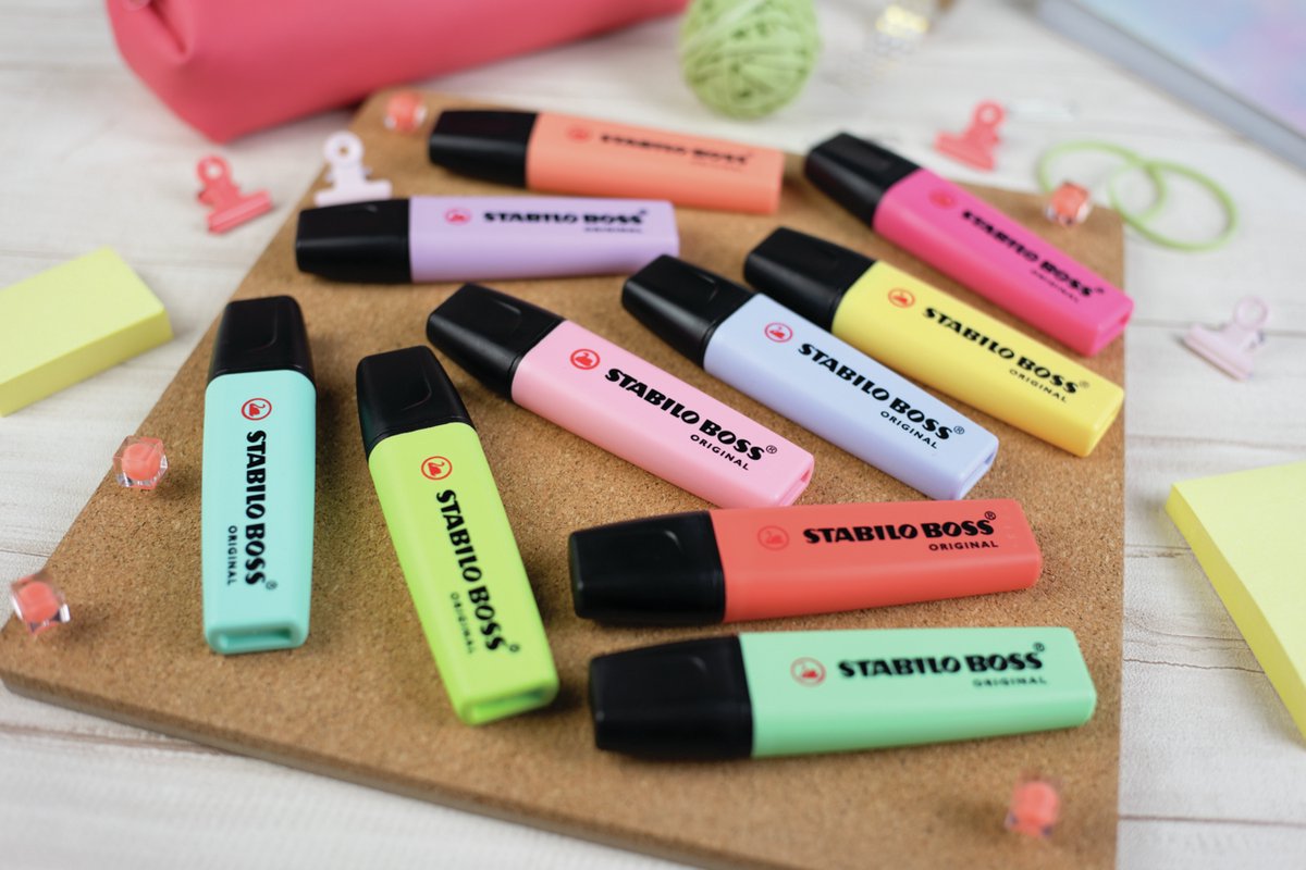 Fluorescente BOSS ORIGINAL ARTY - Set de escritorio con 23 uds