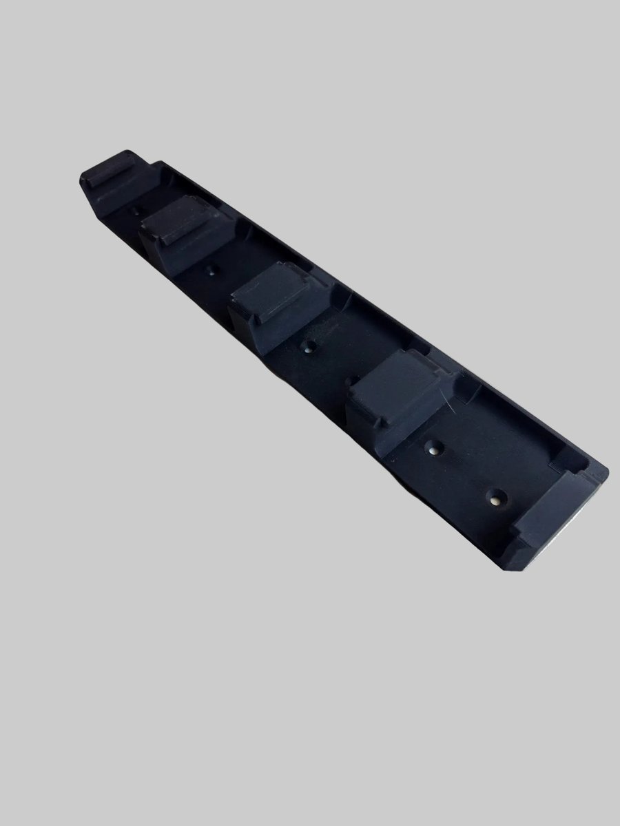 Accu Houder voor Makita 18V – 4-voudige Wandhouder – 3D Geprint