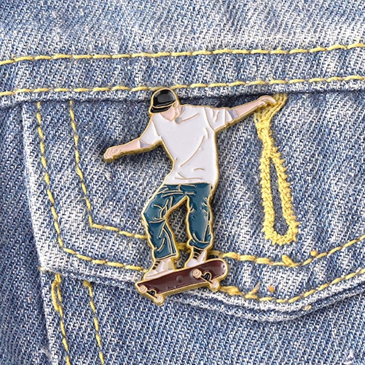 Emaillen Reversspeld Skatebord Broche - Stoere Accessoire voor Tas en Rugzak