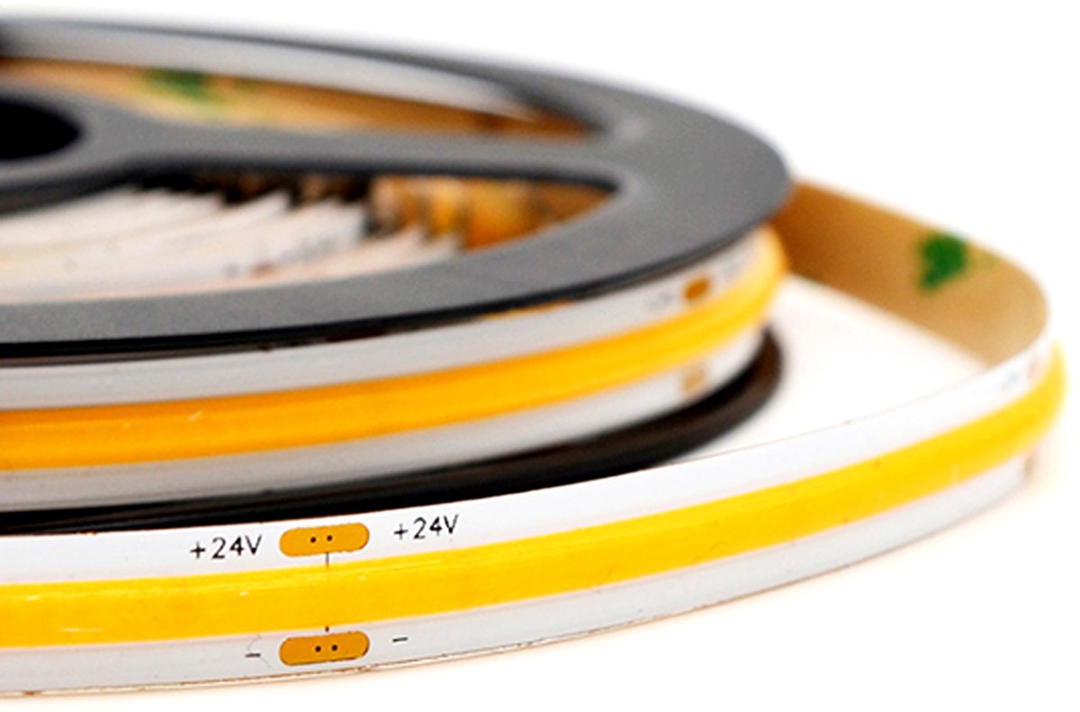 COB LED Strip 5 Meter - Egale Lichtlijn - 8W per Meter - 2200K Extra Warm Wit