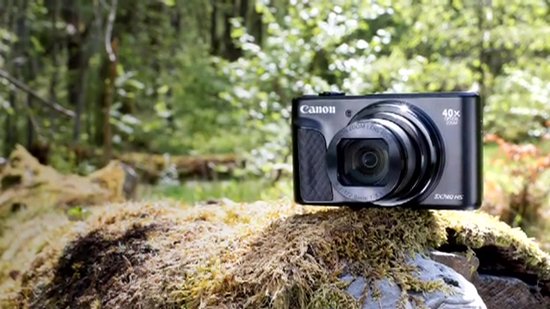 Canon PowerShot SX740 HS Lite Edition Travelkit - Compactcamera - 20,3 MP - 40x Optische Zoom - 4K Video - Kantelbaar Scherm - Inclusief Tas en Statief - Zilver - Alleen verkrijgbaar bij bol