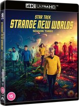 Star Trek Strange New Worlds Seizoen Drie 4K Ultra HD Blu-ray hoes. Cast in Starfleet uniformen op een buitenaardse planeet.
