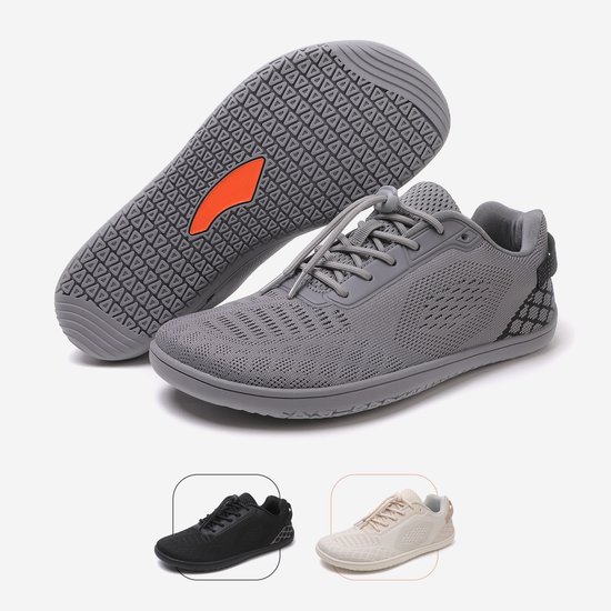 Grijze barefoot sneaker met zool met driehoekig patroon en illustraties van zwarte en beige schoenen.