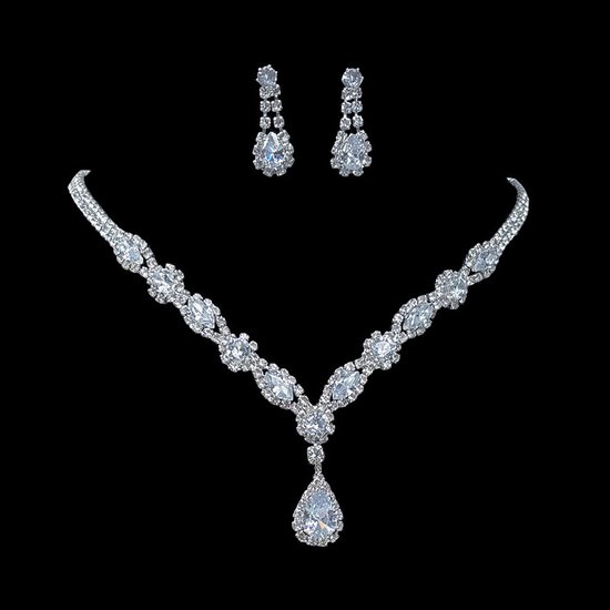 Sieradenset/Halsketting en oorbellen set Zilver