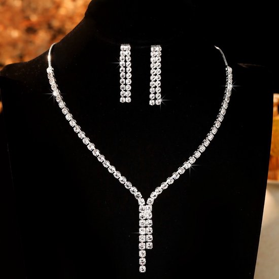 Sieradenset/Halsketting en oorbellen set TL08 Zilver