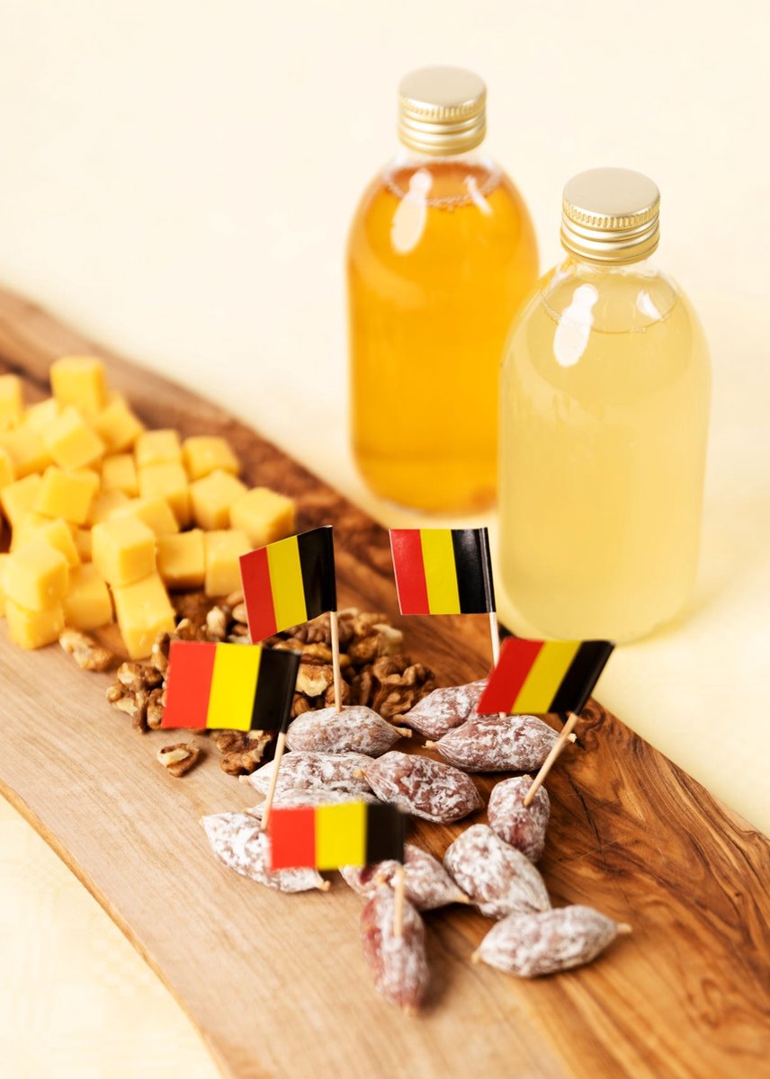 100x Cocktailprikkers België - Hapjes Cocktail Tapas Zomer Terras EK / WK Voetbal