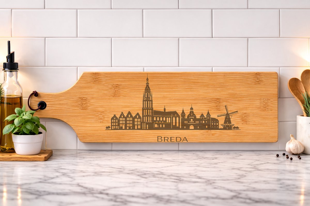Borrelplank Skyline Breda gegraveerd 60x17cm- serveerplank-personalisatie mogelijk