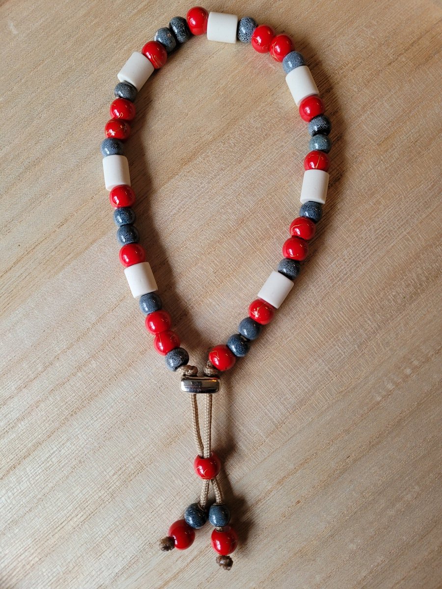 Anti Vlooienband / Tekenband EM-X Kralen 60-70cm ROOD (GEEN RECHT OP RETOUR)
