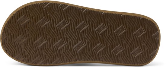 Onderkant van bruine Reef teenslipper met golvend profiel.