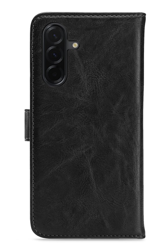 Coque de téléphone noire, fermée, avec découpe caméra au dos.