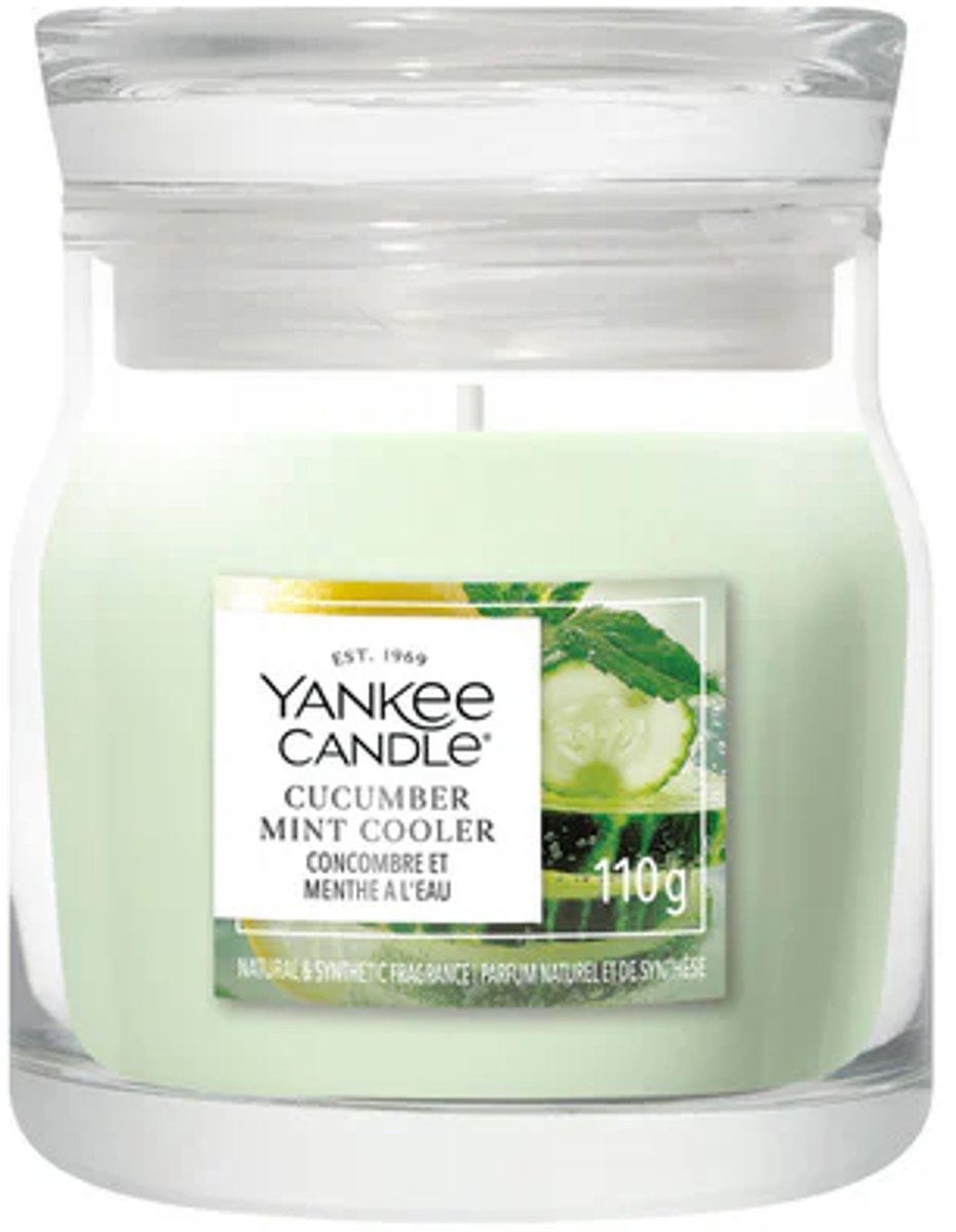 Yankee Candle Cucumber Mint Cooler Small Jar Geurkaars - tot 30 branduren Groen