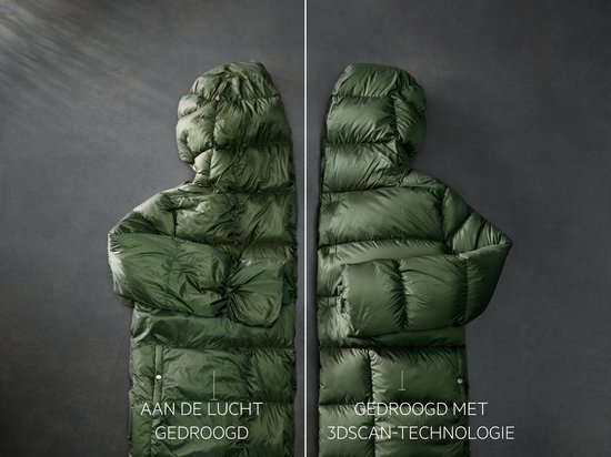 Groene donsjas, links aan de lucht gedroogd, rechts gedroogd met 3DScan-technologie.