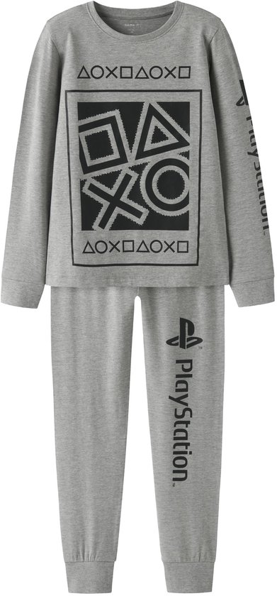 Ensemble de pyjama gris avec logos et symboles Playstation sur la poitrine et le côté du pantalon.
